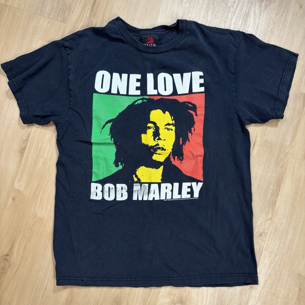 VTG Bob Marley One Love Tshirt Large Zion Rootswear Reggae Music Fade 2011